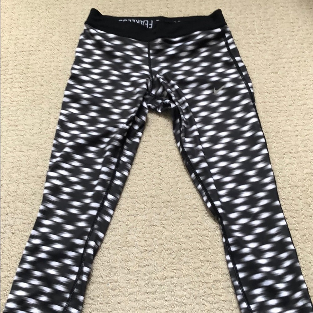 Mid length Nike leggings